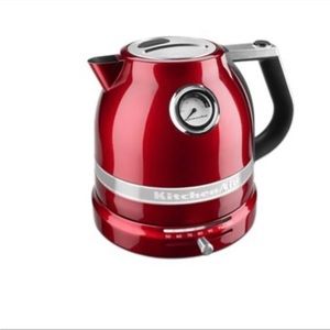 KitchenAid 1.5 L Pro Line® Series Electric Kettle